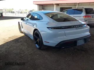 2021 Porsche Taycan Turbo z VIN WP0AC2Y1XMSA63835, wystawiony jako IAAI lot #42579977 z przebiegiem 5 841 mil mil oraz . Historia ofert i sprzedaży dostępna na DreamBid. Obrazek 3.