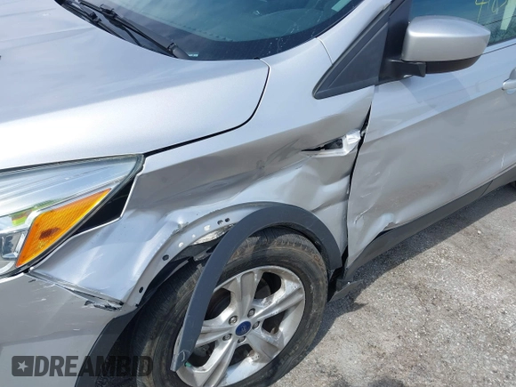 2016 Ford Escape SE with VIN 1FMCU0GX5GUA65025, listed as a IAAI auction lot 41858613 with 75,255 mi miles. Bid and sale history available at carsss.com. Image 6.