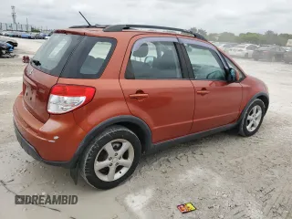 2008 Suzuki SX4 Regional Edition z VIN JS2YA413585102589, wystawiony jako Copart lot #59895125 z przebiegiem 144 077 mil mil oraz Czysty tytuł • Clean title. Historia ofert i sprzedaży dostępna na DreamBid. Obrazek 3.