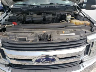 2017 Ford F-250 Lariat with VIN 1FT7W2B6XHEB36788, listed as a Copart auction lot 59502685 with 107,970 mi miles and Salvage title. Bid and sale history available at DreamBid. Image 11.