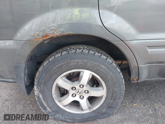 2008 Honda Pilot SE with VIN 5FNYF18398B048728, listed as a IAAI auction lot 41958578 with Not Provided miles and . Bid and sale history available at carsss.com. Image 6.