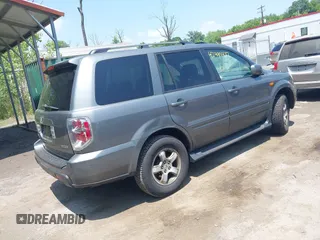 2007 Honda Pilot EX-L z VIN 5FNYF18527B005414, wystawiony jako IAAI lot #42445482 z przebiegiem 210 306 mil mil oraz . Historia ofert i sprzedaży dostępna na DreamBid. Obrazek 4.