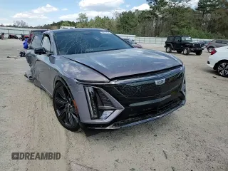 2024 Cadillac LYRIQ Sport z VIN 1GYKPWRK3RZ126481, wystawiony jako Copart lot #49578335 z przebiegiem 3 553 mil mil oraz Czysty tytuł • Clean title. Historia ofert i sprzedaży dostępna na DreamBid. Obrazek 12.