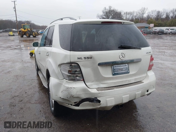 2008 Mercedes-Benz M 550 with VIN 4JGBB72E28A321236, listed as a IAAI auction lot 41720074 with 193,503 mi miles and . Bid and sale history available at carsss.com. Image 3.