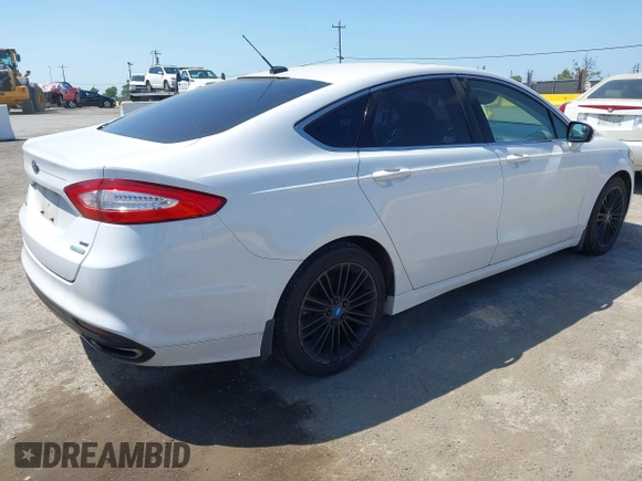 2013 Ford Fusion SE with VIN 3FA6P0H95DR249155, listed as a IAAI auction lot 42130606 with 152,021 mi miles. Bid and sale history available at carsss.com. Image 4.