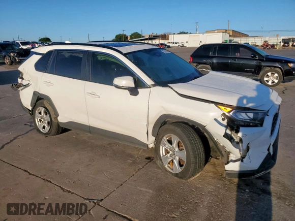 2019 Toyota RAV4 XLE with VIN JTMW1RFV6KD512405, listed as a Copart auction lot 53965385 with 92,066 mi miles and Salvage Title. Bid and sale history available at DreamBid. Image 4.