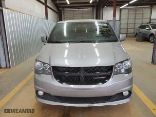 2018 Dodge Grand Caravan SE with VIN 2C4RDGBG6JR160910, listed as a Copart auction lot 50026345 with 171,058 mi miles and Clean Title. Bid and sale history available at carsss.com. Image 5.