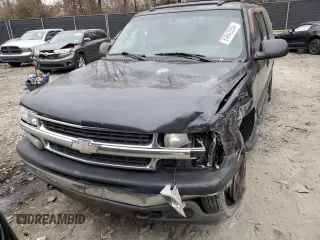 2005 Chevrolet Suburban LT with VIN 1GNFK16Z95J151301, listed as a Copart auction lot 83642854 with 190,221 mi miles and Salvage title. Bid and sale history available at DreamBid. Image 5.