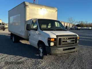 2017 Ford E-Series Commercial with VIN 1FDWE3F6XHDC49639, listed as a Copart auction lot 41752735 with 119,743 mi miles and Clean Title. Bid and sale history available at carsss.com. Image 1.