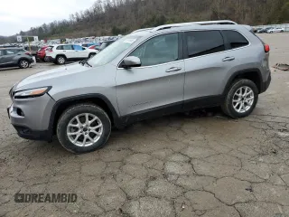 2014 Jeep Cherokee Latitude z VIN 1C4PJMCS8EW142343, wystawiony jako Copart lot #45268045 z przebiegiem 130 832 mil mil oraz Szkoda całkowita • Salvage title. Historia ofert i sprzedaży dostępna na DreamBid. Obrazek 1.