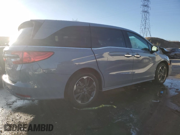 2024 Honda Odyssey Elite with VIN 5FNRL6H9XRB029489, listed as a Copart auction lot 44052575 with 4,761 mi miles and Salvage Title. Bid and sale history available at carsss.com. Image 3.