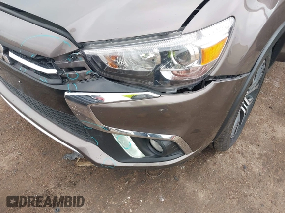 2018 Mitsubishi Outlander SEL z VIN JA4AR4AWXJZ020218, wystawiony jako IAAI lot #41705379 z przebiegiem 113 207 mil mil oraz . Historia ofert i sprzedaży dostępna na DreamBid. Obrazek 6.