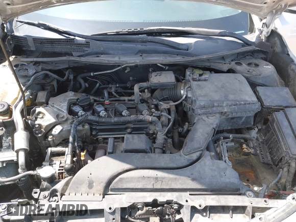 2015 Nissan Altima 2.5 z VIN 1N4AL3AP6FN919785, wystawiony jako IAAI lot #42408330 z przebiegiem 101 555 mil mil oraz . Historia ofert i sprzedaży dostępna na DreamBid. Obrazek 10.
