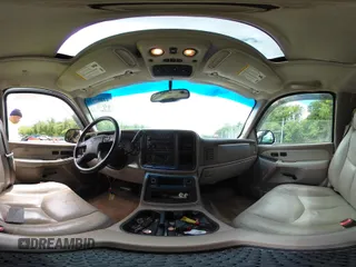 2003 Chevrolet Tahoe Z71 z VIN 1GNEK13Z23R230226, wystawiony jako IAAI lot #42252874 z przebiegiem 251 268 mil mil oraz . Historia ofert i sprzedaży dostępna na DreamBid. Obrazek 22.