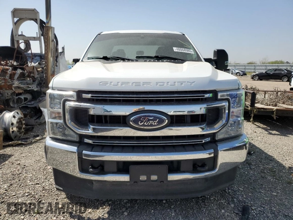 2022 Ford F-250 XL z VIN 1FT7W2B6XNEG40026, wystawiony jako Copart lot #48068985 z przebiegiem 106 797 mil mil oraz Szkoda całkowita • Salvage title. Historia ofert i sprzedaży dostępna na DreamBid. Obrazek 5.