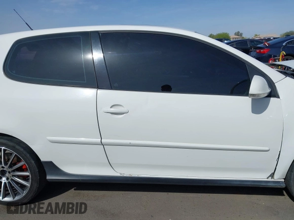 2007 Volkswagen GTI z VIN WVWEV71K47W013650, wystawiony jako IAAI lot #41930561 z przebiegiem 154 634 mil mil oraz . Historia ofert i sprzedaży dostępna na DreamBid. Obrazek 13.