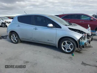 2013 Nissan LEAF SV with VIN 1N4AZ0CP0DC406762, listed as a Copart auction lot 46703895 with 105,689 mi miles and Salvage Title. Bid and sale history available at carsss.com. Image 4.