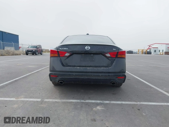 2019 Nissan Altima 2.5 SL with VIN 1N4BL4EV6KC165666, listed as a IAAI auction lot 41793064 with 171,927 mi miles. Bid and sale history available at carsss.com. Image 16.