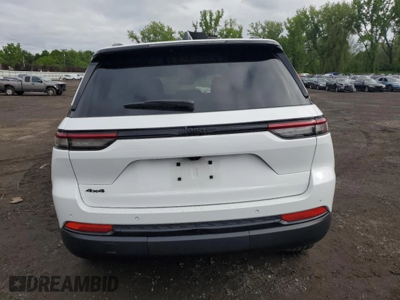2024 Jeep Grand Cherokee Altitude X with VIN 1C4RJHAG4RC247791, listed as a Copart auction lot 58950805 with 10,467 mi miles and Salvage title. Bid and sale history available at DreamBid. Image 6.