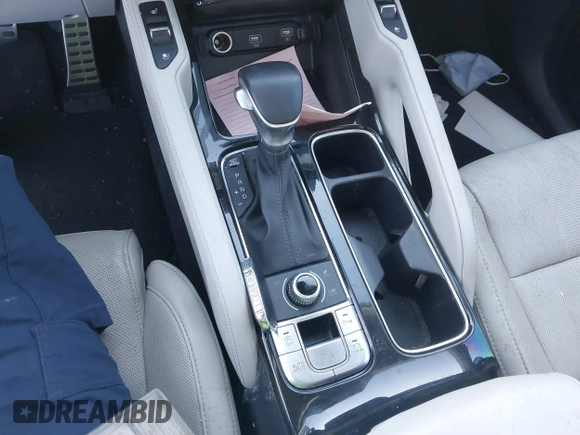 2020 Kia Telluride SX z VIN 5XYP5DHCXLG034323, wystawiony jako IAAI lot #41864885 z przebiegiem 59 820 mil mil oraz . Historia ofert i sprzedaży dostępna na DreamBid. Obrazek 11.