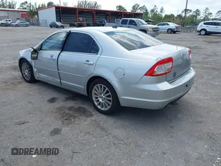 2009 Mercury Milan Premier с VIN 3MEHM08179R610624, выставлен на аукционе IAAI как лот 41967291 с пробегом 208 289 миль миль и . История ставок и продаж доступна на DreamBid. Изображение 3.