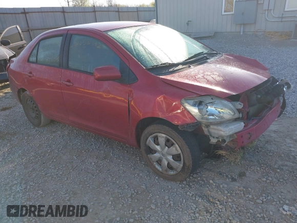 2007 Toyota Yaris with VIN JTDBT923X71065311, listed as a IAAI auction lot 42055142 with 173,949 mi miles. Bid and sale history available at carsss.com. Image 1.
