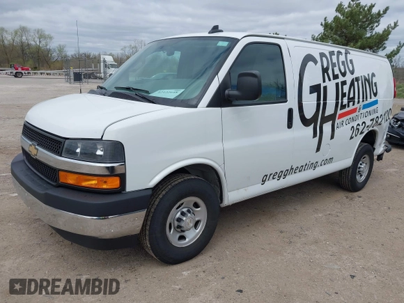 2021 Chevrolet Express Cargo z VIN 1GCWGAF75M1194461, wystawiony jako IAAI lot #42122648 z przebiegiem 64 047 mil mil oraz . Historia ofert i sprzedaży dostępna na DreamBid. Obrazek 19.