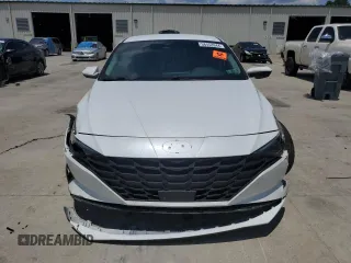 2023 Hyundai Elantra SEL z VIN 5NPLS4AG2PH097750, wystawiony jako Copart lot #58453344 z przebiegiem 40 208 mil mil oraz Szkoda całkowita • Salvage title. Historia ofert i sprzedaży dostępna na DreamBid. Obrazek 5.