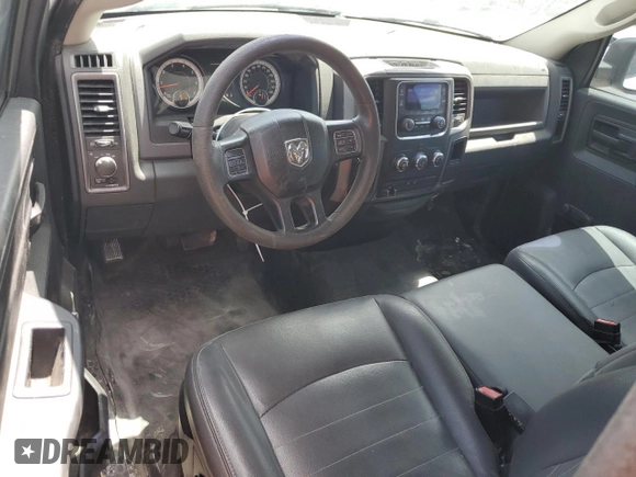 2016 Ram 1500 Tradesman z VIN 3C6JR6DG3GG163145, wystawiony jako Copart lot #53962765 z przebiegiem 300 343 mil mil oraz Czysty tytuł • Clean title. Historia ofert i sprzedaży dostępna na DreamBid. Obrazek 8.