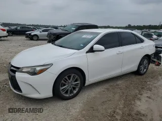 2015 Toyota Camry XLE with VIN 4T1BF1FK2FU108204, listed as a Copart auction lot 51493185 with 142,346 mi miles and Salvage Title. Bid and sale history available at DreamBid. Image 1.