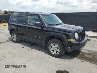 2015 Jeep Patriot Sport z VIN 1C4NJPBBXFD203960, wystawiony jako Copart lot #57860435 z przebiegiem 239 164 mil mil oraz Szkoda całkowita • Salvage title. Historia ofert i sprzedaży dostępna na DreamBid. Obrazek 4.