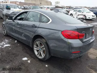 2019 BMW 4 Series 430i xDrive with VIN WBA4J3C52KBL06063, listed as a IAAI auction lot 41536066 with 32,352 mi miles. Bid and sale history available at carsss.com. Image 3.