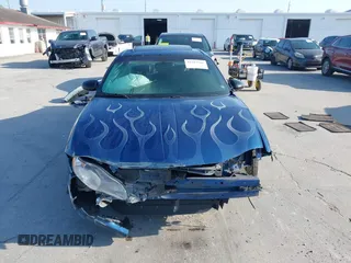 2003 Chevrolet Monte Carlo SS z VIN 2G1WX12K439368596, wystawiony jako IAAI lot #42103560 z przebiegiem 96 179 mil mil oraz . Historia ofert i sprzedaży dostępna na DreamBid. Obrazek 13.
