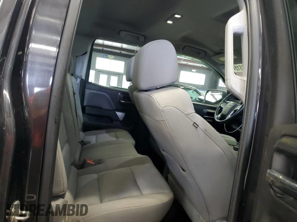2016 Chevrolet Silverado 1500 LT with VIN 1GCVKREC2GZ350369, listed as a Copart auction lot 55458815 with 220,578 mi miles and Clean Title. Bid and sale history available at carsss.com. Image 10.