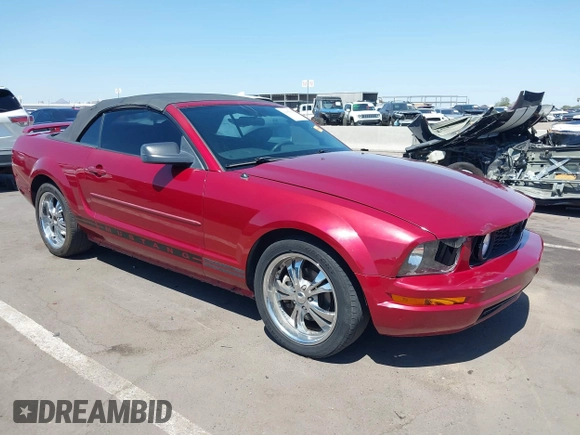 2005 Ford Mustang Deluxe with VIN 1ZVFT84N455197638, listed as a IAAI auction lot 42685049 with 177,405 mi miles and . Bid and sale history available at DreamBid. Image 1.