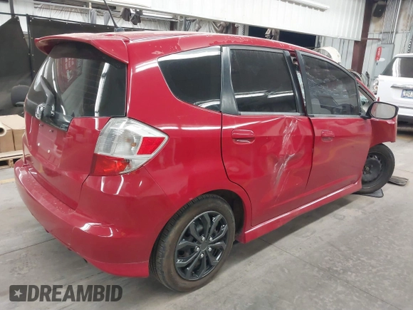 2009 Honda Fit Sport with VIN JHMGE88409S043811, listed as a IAAI auction lot 41842181 with 160,855 mi miles. Bid and sale history available at carsss.com. Image 4.