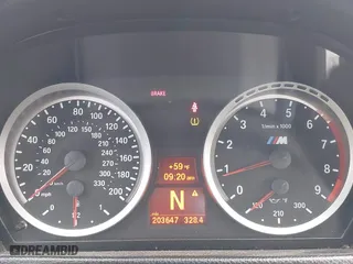 2009 BMW M3 with VIN WBSWD93539P361939, listed as a IAAI auction lot 41402024 with 203,647 mi miles. Bid and sale history available at carsss.com. Image 7.