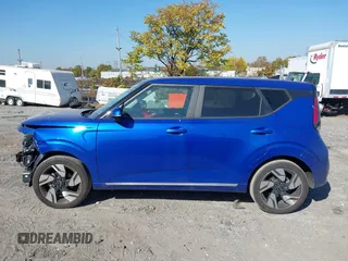 2023 Kia Soul GT-Line with VIN KNDJ53AU3P7208352, listed as a IAAI auction lot 40664100 with 7,484 mi miles. Bid and sale history available at carsss.com. Image 15.