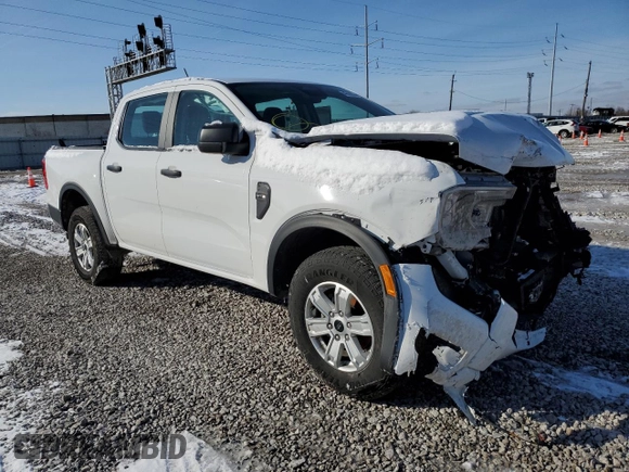 2024 Ford Ranger XL with VIN 1FTER4BHXRLE19815, listed as a Copart auction lot 43985445 with 34,304 mi miles and Salvage Title. Bid and sale history available at carsss.com. Image 4.