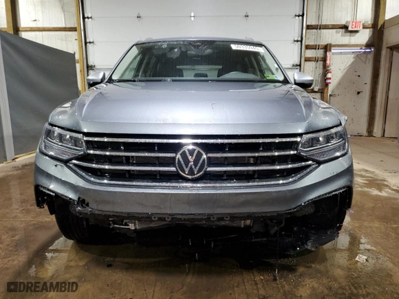 2024 Volkswagen Tiguan Wolfsburg Edition with VIN 3VV5B7AX7RM213589, listed as a Copart auction lot 50335945 with 4,200 mi miles and Clean Title. Bid and sale history available at carsss.com. Image 5.