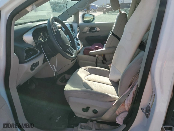 2018 Chrysler Pacifica Hybrid Touring Plus with VIN 2C4RC1H71JR159333, listed as a Copart auction lot 49529185 with 0 mi miles and Salvage Title. Bid and sale history available at carsss.com. Image 7.