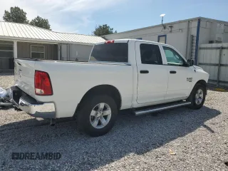 2019 Ram 1500 Tradesman z VIN 3C6RR6KG7KG730262, wystawiony jako Copart lot #52874995 z przebiegiem 78 792 mil mil oraz Szkoda całkowita • Salvage title. Historia ofert i sprzedaży dostępna na DreamBid. Obrazek 3.