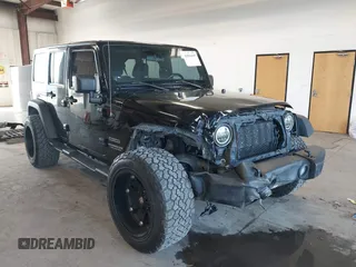 2012 Jeep Wrangler Unlimited Sport with VIN 1C4BJWDG8CL246829, listed as a IAAI auction lot 41816197 with 198,502 mi miles. Bid and sale history available at carsss.com. Image 1.
