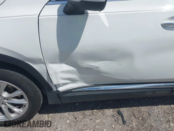 2021 Buick Envision Preferred with VIN LRBAZLR44MD073242, listed as a IAAI auction lot 41947075 with 31,335 mi miles and . Bid and sale history available at DreamBid. Image 6.