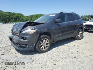 2017 Jeep Cherokee Latitude z VIN 1C4PJMCB5HW636910, wystawiony jako Copart lot #62007285 z przebiegiem 238 383 mil mil oraz Szkoda całkowita • Salvage title. Historia ofert i sprzedaży dostępna na DreamBid. Obrazek 1.