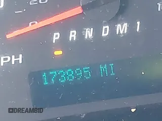 2017 Chevrolet Express Cargo Van with VIN 1GCWGAFF8H1139628, listed as a IAAI auction lot 41673116 with 173,895 mi miles. Bid and sale history available at carsss.com. Image 16.