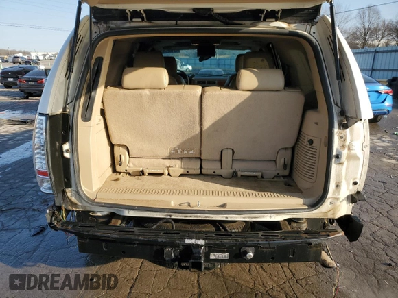 2012 Chevrolet Tahoe LTZ с VIN 1GNSCCE08CR210296, выставлен на аукционе Copart как лот 42102565 с пробегом 193 473 миль миль и Списание • Salvage title. История ставок и продаж доступна на DreamBid. Изображение 6.