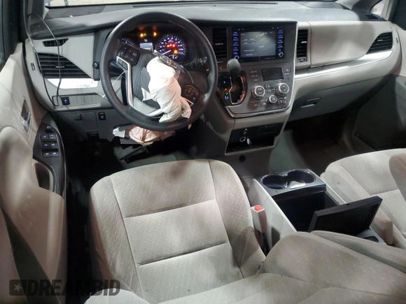 2018 Toyota Sienna LE Auto Access Seat with VIN 5TDKZ3DC5JS903117, listed as a Copart auction lot 46122665 with 83,851 mi miles and Salvage Title. Bid and sale history available at carsss.com. Image 8.