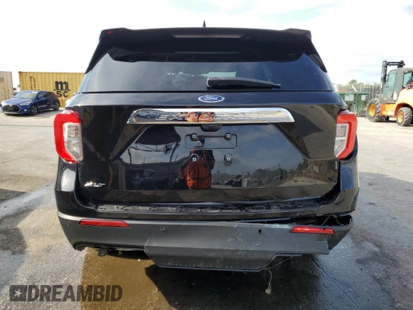 2024 Ford Explorer XLT with VIN 1FMSK7DH0RGA04223, listed as a Copart auction lot 54357745 with 24,914 mi miles and Clean Title. Bid and sale history available at DreamBid. Image 6.