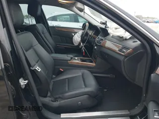 2012 Mercedes-Benz E 350 Luxury with VIN WDDHF5KB2CA551385, listed as a IAAI auction lot 41922064 with 281,962 mi miles and . Bid and sale history available at carsss.com. Image 5.